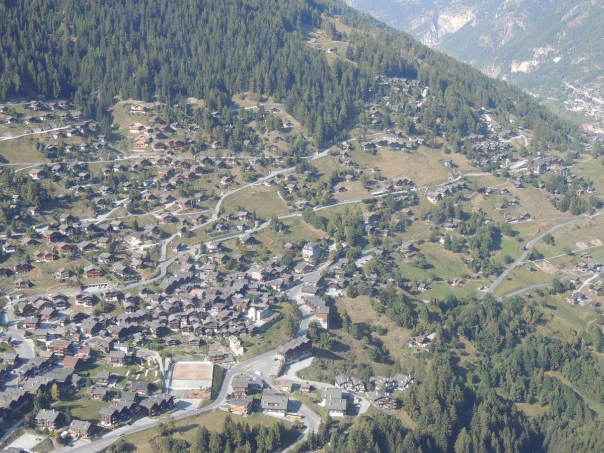 Chalet Chalet A Coeur By Interhome Grimentz Exteriér fotografie